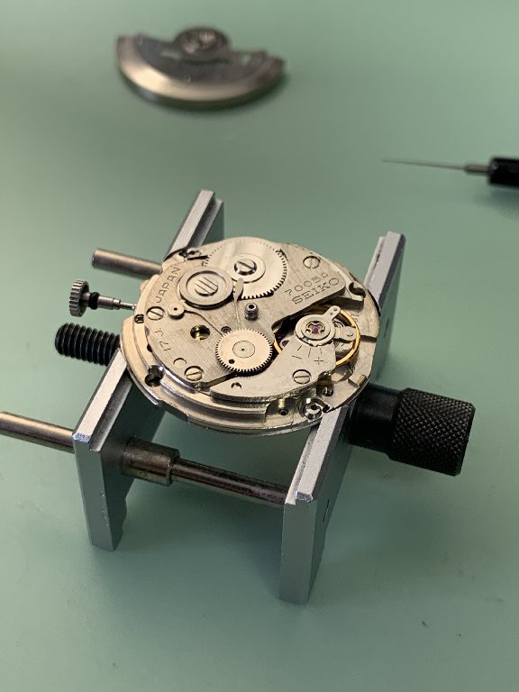 □ SEIKO AUTOMATIC 7005 - 7001 17Jewels（1973年）昭和48年