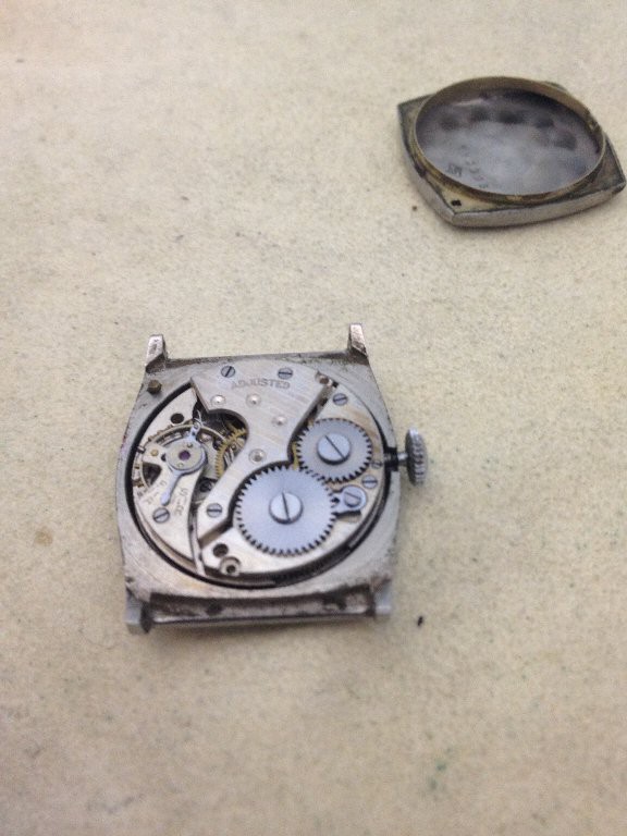 □ 東洋時計製造（吉田時計店） ロックル Locle 7石 1936年（昭和11年 