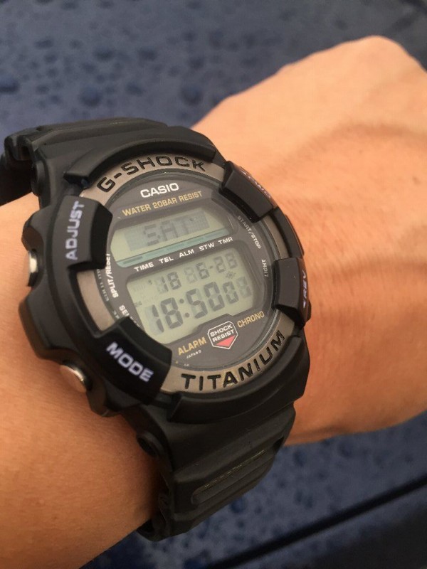 □ CASIO G-SHOCK MRG-1-1 1996年 ベゼル染色で復活！！ : 僕と猫と時計と・・・徒然なるままに・・・