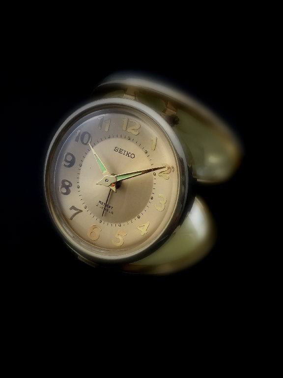□ SEIKO REPEAT 2JEWELS トラベル時計 (昭和レトロ) : 僕と猫 □ SEIKO REPEAT 2JEWELS トラベル時計 (昭和レトロ) : 僕と猫