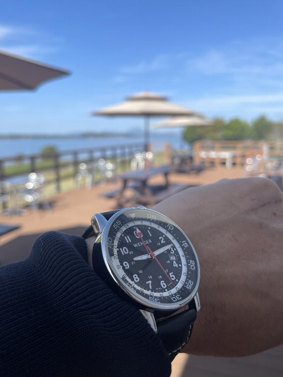 □ 道の駅 たまつくり with WENGER ウェンガー コマンドGMT
