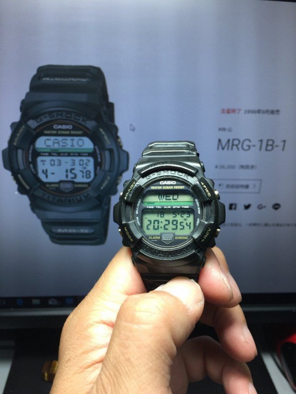 MxMxM 腕時計20周年モデル CASIO G-SHOCK DW-6900FS マジカルモッシュ