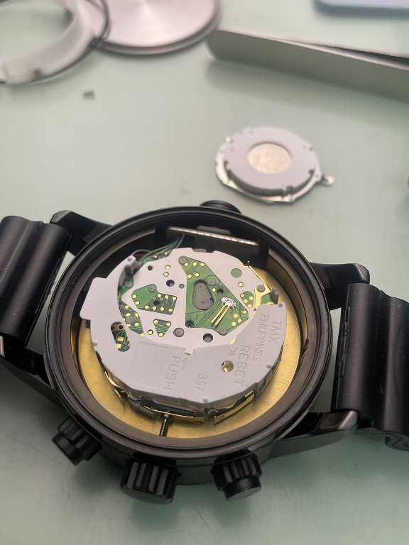 □ TIMEXの電池交換しました。TIMEX INTELLIGENT QUARTZ Depth