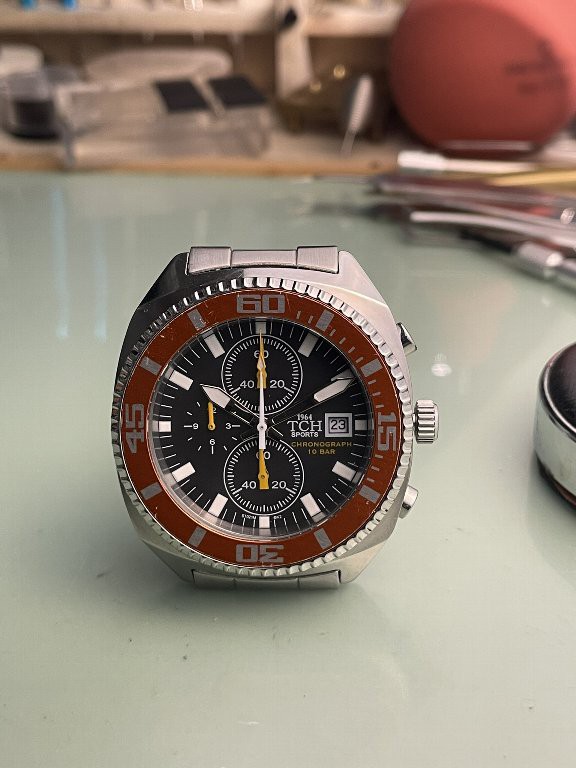 □ 修理＆改造TCH Sports 1964 Chronograph ST021M : 僕と猫と時計と 