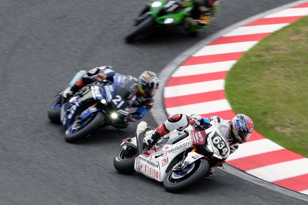 8耐レポ4 ブログ庄兵衛さん