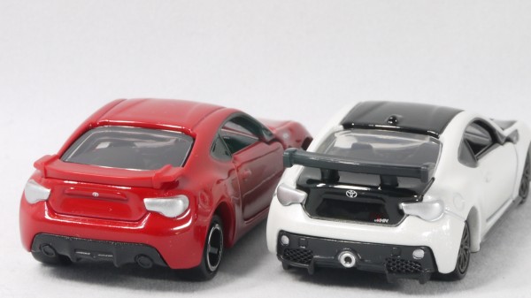 2016/4 トミカプレミアム No.16 トヨタ 86 GRMN 通常版 : まつくログ