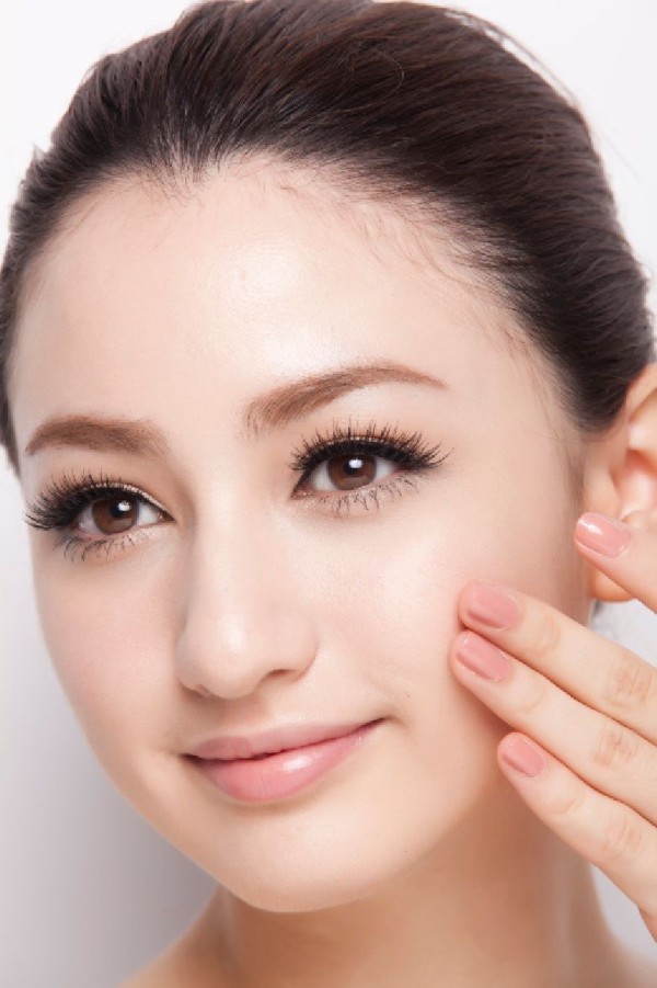 男性もお肌のくすみが気になる時代到来 美の神アプロディーテーの愛の言霊