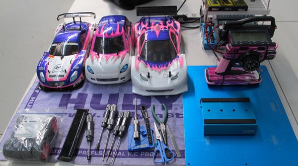 谷田部のスポーツコースで『TA06』のセッティング : MachineのRC道