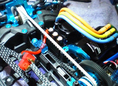 タミヤのブラシレスSet（TA05に意地でも搭載） : MachineのRC道