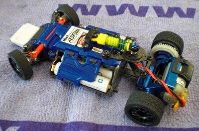 MINI-ZをLi-Feバッテリー化 : MachineのRC道