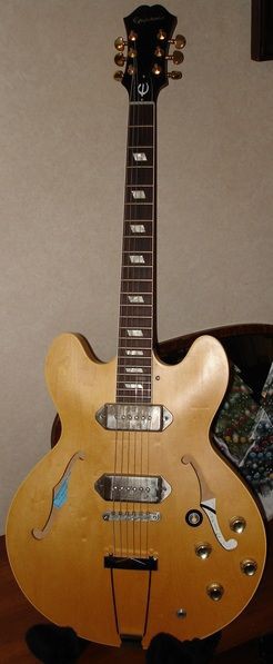 エピフォン カジノ ナチュラルカラー ジョンレノン仕様 Epiphone 2000 John Lennon 《Revolution》 Casino XX of 1965