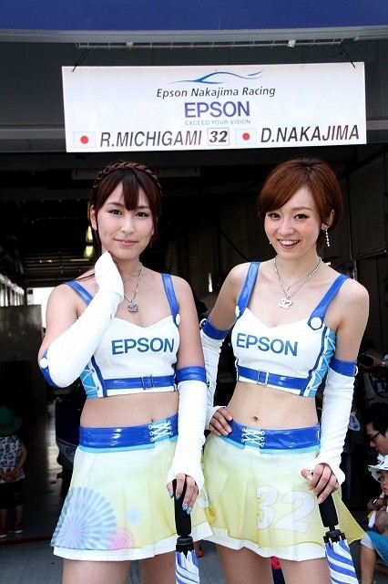 SUPER GT 2013 第5戦 鈴鹿 池田ゆい佳さん ＆ 橋本雪乃さん : 不定期