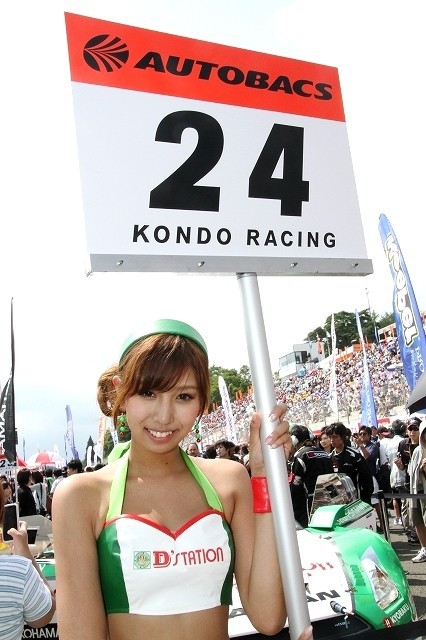 SUPER GT 2013 第4戦 SUGO 古賀あかねさん、大山美保さん、佐崎