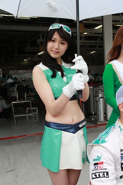 Formula Nippon 12 第1戦 鈴鹿 荒井つかささん 佐々木千夏さん 不定期更新 ｍｏｔｏｒ ｃｏｓ