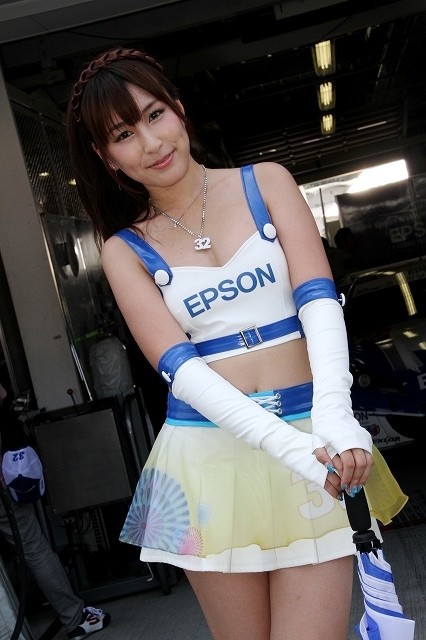 SUPER GT 2013 第5戦 鈴鹿 池田ゆい佳さん ＆ 橋本雪乃さん : 不定期
