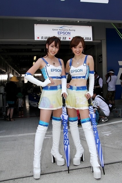SUPER GT 2013 第5戦 鈴鹿 池田ゆい佳さん ＆ 橋本雪乃さん : 不定期