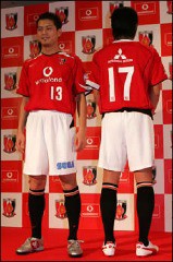 闘莉王が髭剃りのイメージキャラクターに : MACOサッカースタジオ