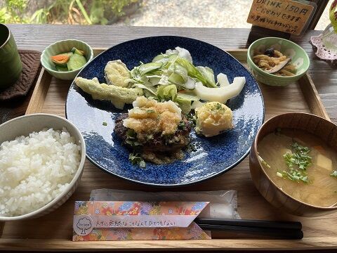 古民家カフェひとつの木（福岡県朝倉市） : すきまをつくろう