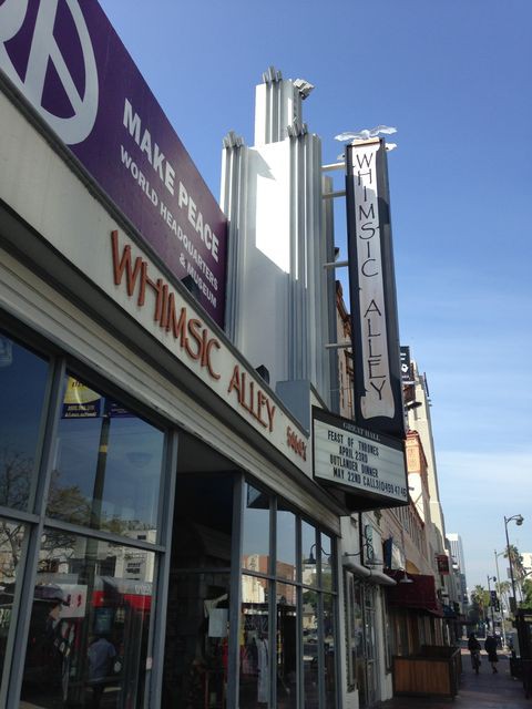 ハリー ポッターなどのファンタジー Sfのtv 映画グッズのお店 Whimsic Alley まぐやまのロサンゼルス生活日記