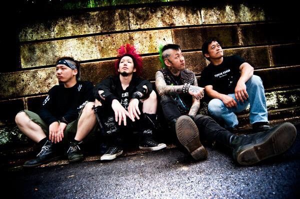 KenYokoyama 武道館　フーディー 1