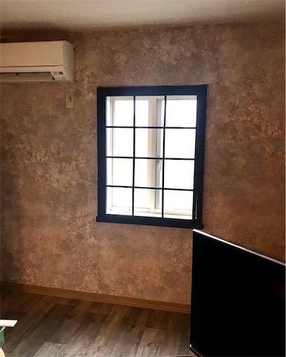 賃貸diy リビングの壁紙をコンクリートの壁紙に貼り替えました Maikostyle Powered By ライブドアブログ