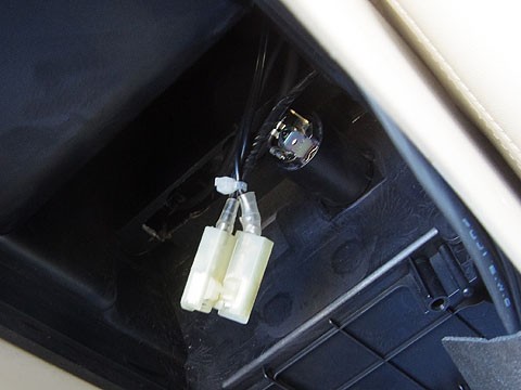 アクセサリーソケット増設 毎日乗用