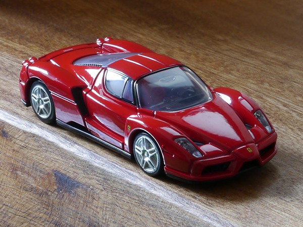 トミカプレミアム 20 エンツォ フェラーリ : ミニカーのレビュー