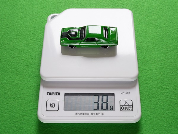 ホットウィール '70 ダッジ ヘミ チャレンジャー : ミニカーのレビュー