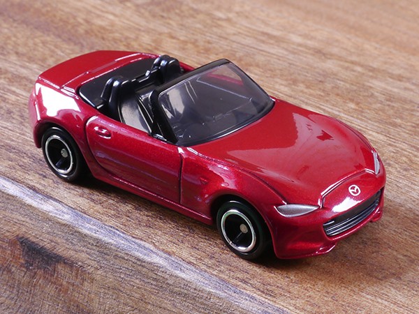 トミカ マツダ ロードスター 2016年モデル トミカ マツダ ロードスター 2016年株主優待 - usunonooのブログ