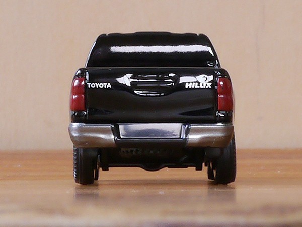 トミカ No.67 トヨタ ハイラックス : ミニカーのレビューブログ2
