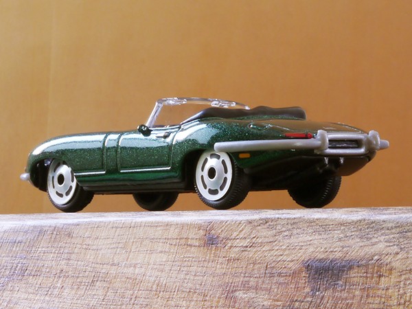 美品　ヴィンテージ　マジョレット ミニカー ジャガー TYPE E V12 Amazon | MAJORETTE マジョレット JAGUAR TYPE E V12 ジャガー