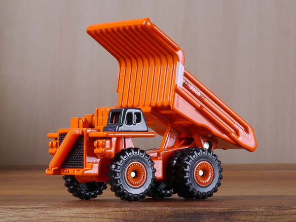 トミカ No.103 日立建機 リジッドダンプトラック EH3500AC-3