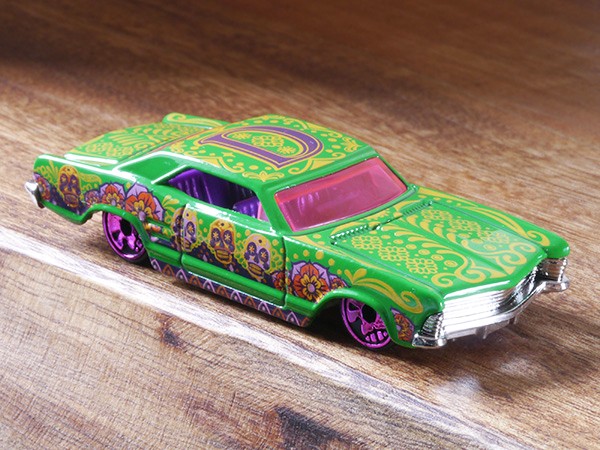 ホットウィール スーパートレジャーハント 'BUICK RIVIERA