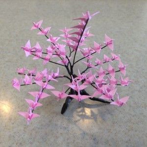 折り鶴の木 小さな桜 Makkotyannのブログ