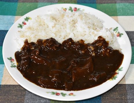 伊藤ハム 牛すじ黒カレー 北海道レトルトカレー通信