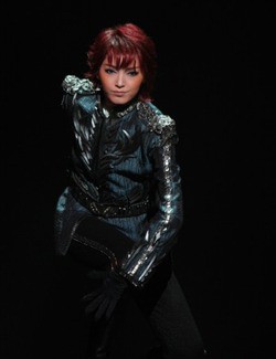 まぁ様が退団 獅子の泉でつかまえて