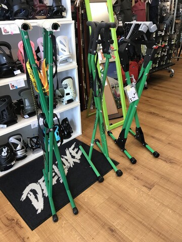 ガリウム　スノーボードスタンド グリーン GALLIUM ワックススタンド ガリウム メンテナンス ワックス SNOWBOARD