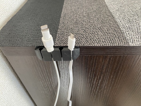 セリア ケーブルクリップ で充電コーナーが更にスッキリ まめ S Home Powered By ライブドアブログ