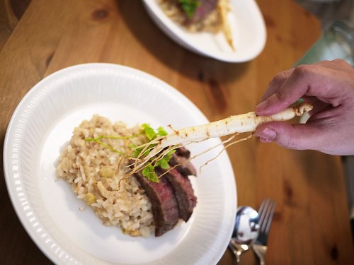 Boichi『ユミンにご飯を食べさせたい』『スペースシェフ シーサー』2冊セット スペースシェフシーザー」（Boichi）のシーザー風高麗人参