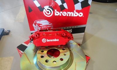 スタッフ日誌】Brembo GT Kitをゴルフ7に装着 : maniacs Blog