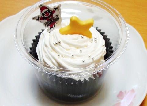 レビュー クリスマス限定 N Y ニューヨーク カップケーキ ホワイト ミスタードーナツ １９８６０７０７ Powered By ライブドアブログ