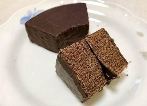 レビュー しっとり食感のチョコがけチョコバウム セブンイレブン １９８６０７０７ Powered By ライブドアブログ