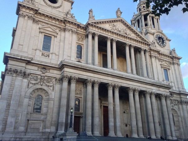 ｶﾌｪ ﾚｽﾄﾗﾝもｱﾘ ｾﾝﾄ ﾎﾟｰﾙ大聖堂 St Paul S Cathedral 18 ﾛﾝﾄﾞﾝ 穴場 ﾀﾀﾞｶﾞｲﾄﾞ写真編 London Photo Guide Blog Nemi