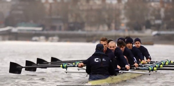 観戦無料 ｵｯｸｽﾌｫｰﾄﾞ大学対ｹﾝﾌﾞﾘｯｼﾞ大学ﾎﾞｰﾄﾚｰｽ年3月29日 日 Oxford Vs Cambridge Boat Race ﾛﾝﾄﾞﾝ 穴場 ﾀﾀﾞｶﾞｲﾄﾞ写真編 London Photo Guide Blog Nemi