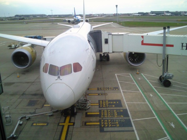 ヒースロー空港ターミナル4のお店 Heathrow Airport Terminal 4 ロンドン 穴場 タダガイド写真編 London Photo Guide Blog Nemi