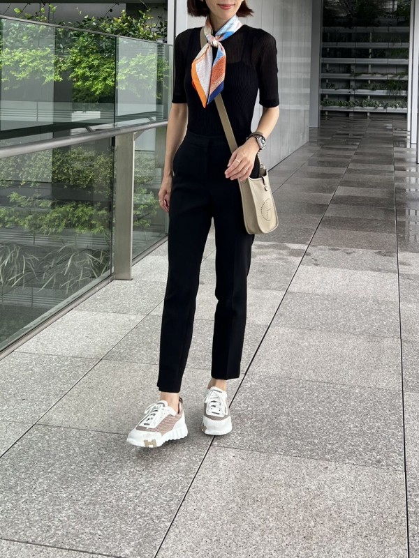 Theory LUXEの王道・美シルエットテーパード : 品よくまとめるワード 