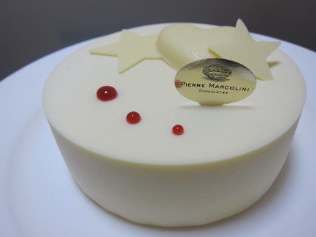 番外編６７ Pierre Marcolini ピエールマルコリーニ のクリスマスケーキ 食いしん坊すけの食べ歩き日記