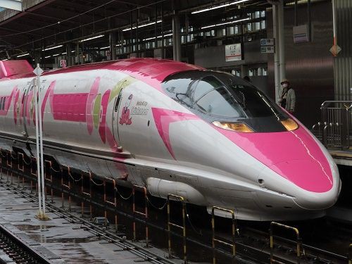 ハローキティ新幹線 でも続く500系v2編成の限定運用 まぁ くんの乗り物情報日記