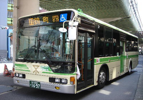 18年使用になった大阪市営バス車両 まぁ くんの乗り物情報日記