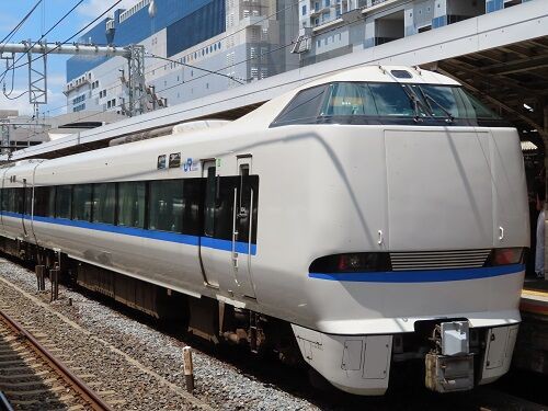 サンダーバード」運用が683系4000番台に原則統一 : まぁ～くんの